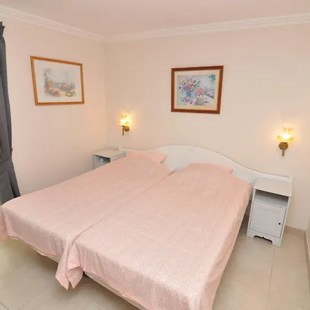 Apartment In Las Plataneras